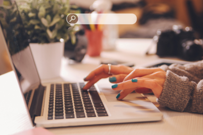 Vazou uma notícia negativa? A Saftec Digital mostra como agir com rapidez para conter danos à reputação.