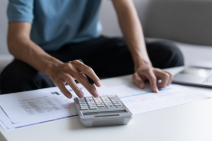 Ediney Jara de Oliveira ensina dicas práticas para organizar finanças e reduzir perdas no comércio.