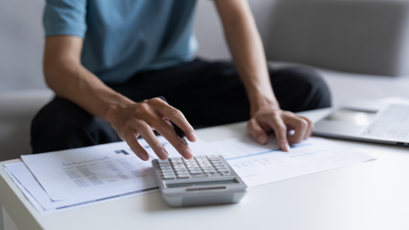 Ediney Jara de Oliveira ensina dicas práticas para organizar finanças e reduzir perdas no comércio.